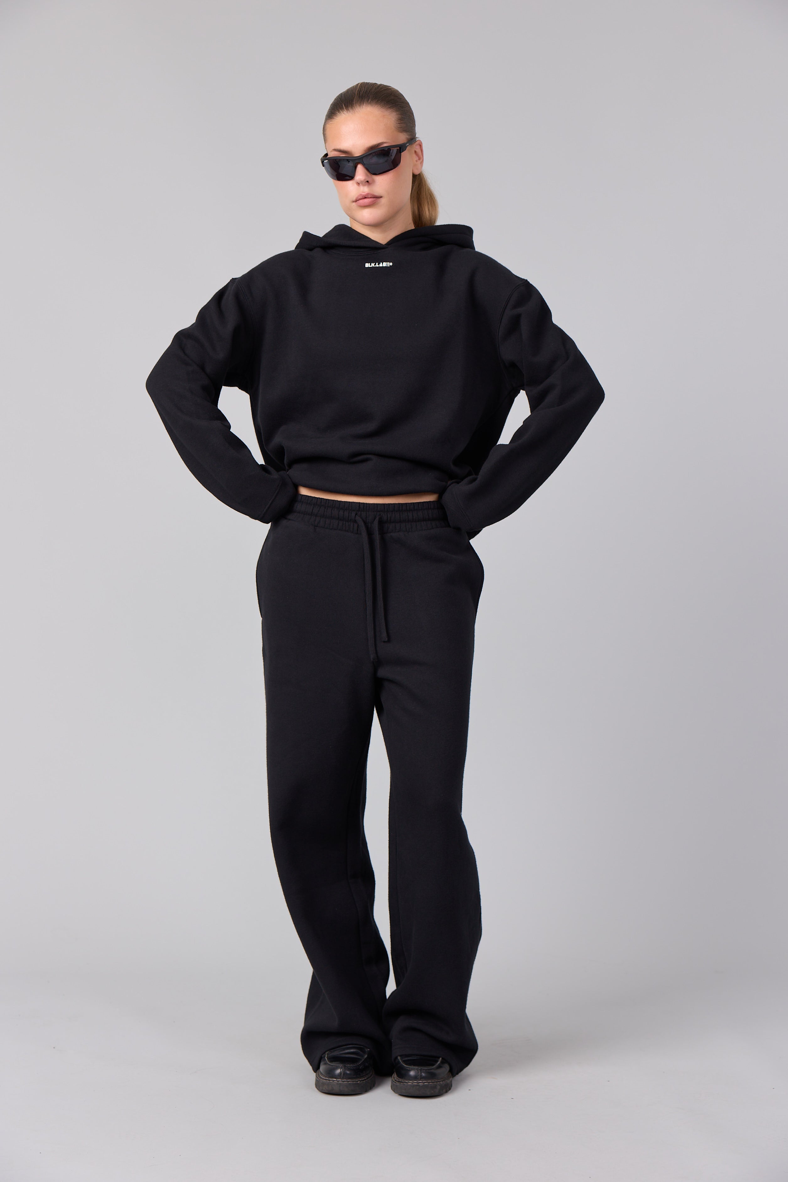 11BASECAMP SWEAT SET