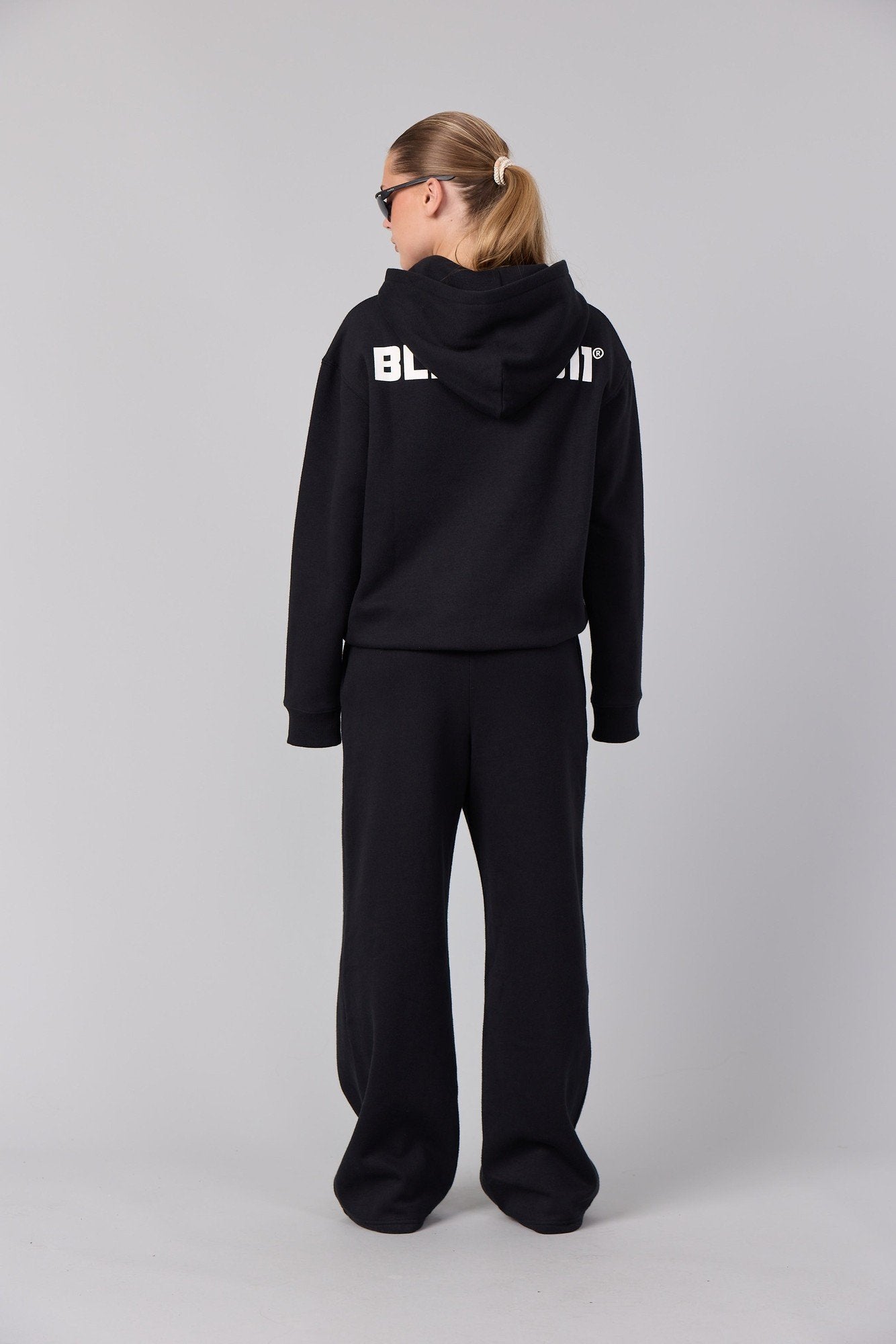 11BASECAMP STRAIGHT SWEAT PANT