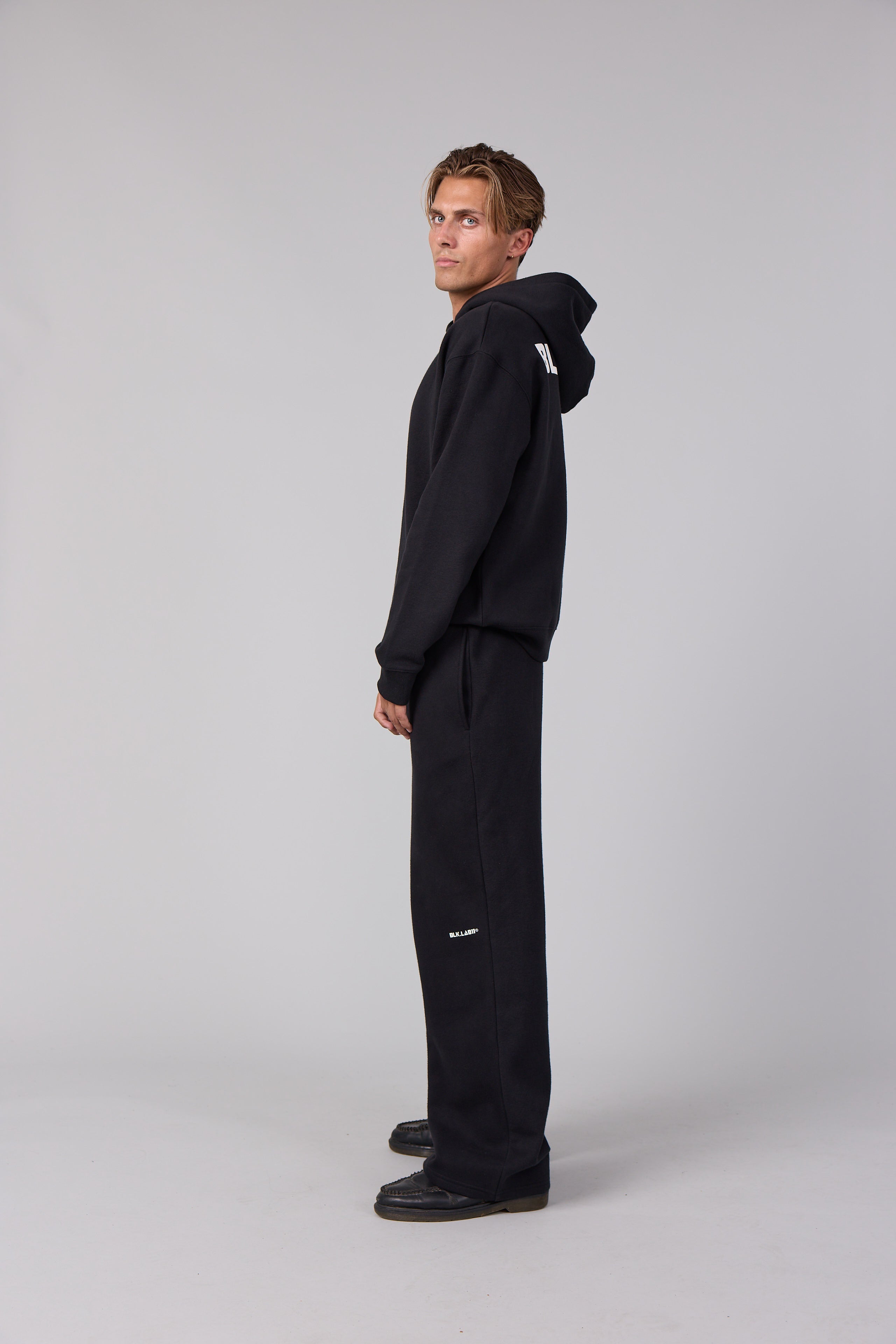 11BASECAMP SWEAT SET